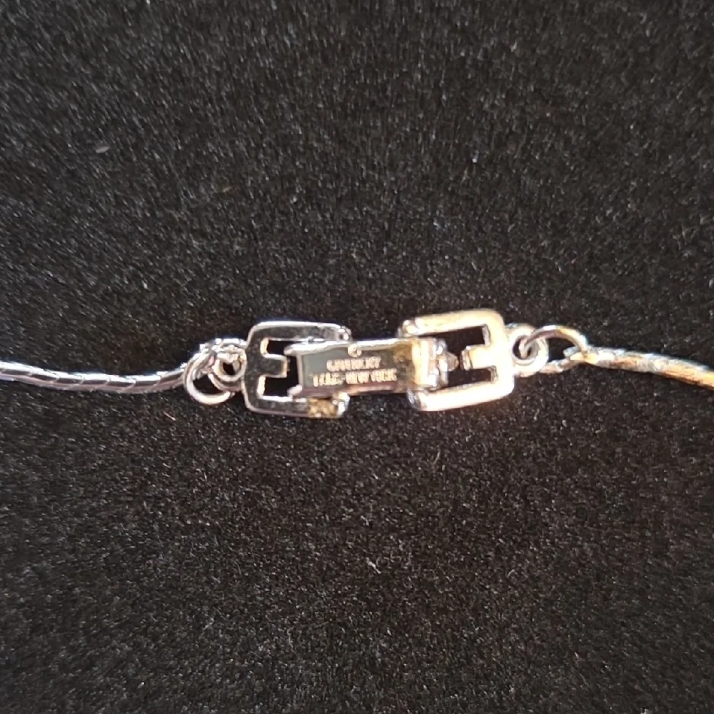 Givenchy 4G Crystal & Silver Pendant - Picture 8 of 10